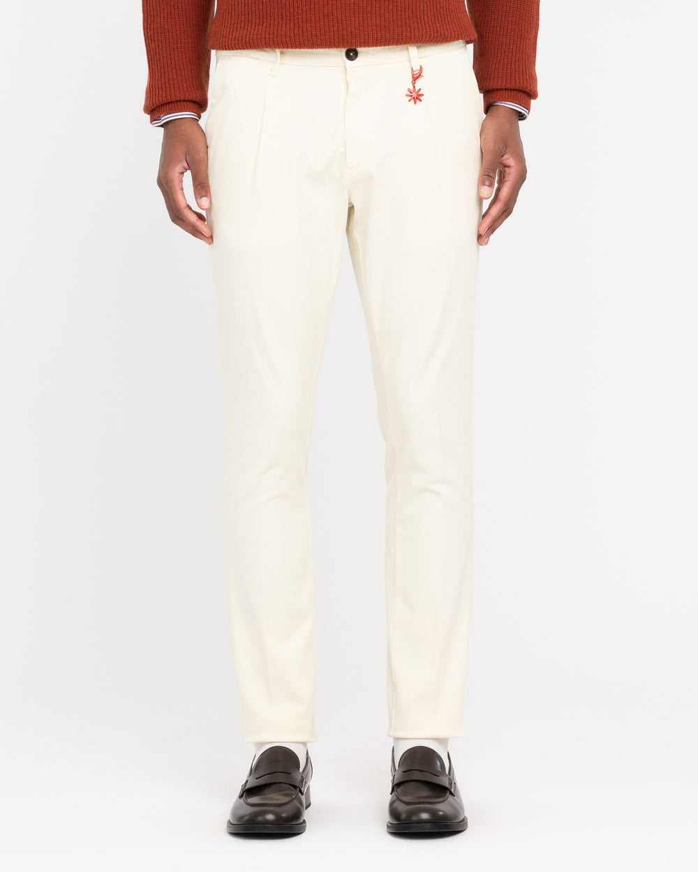 white cotton twill pleated chinos