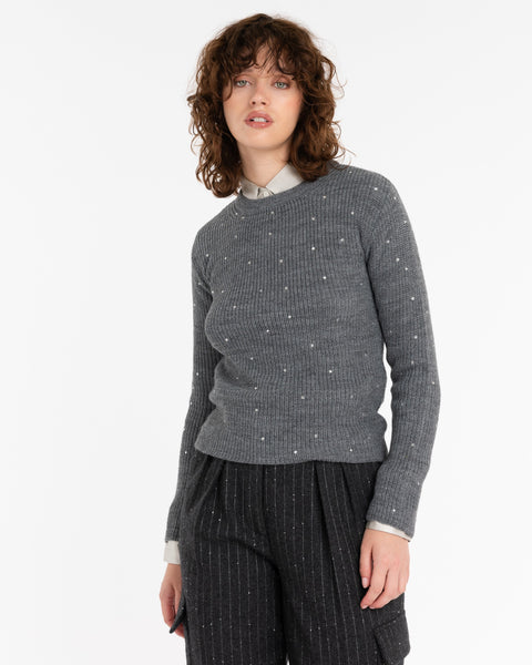 gray english rib knit with appliqués