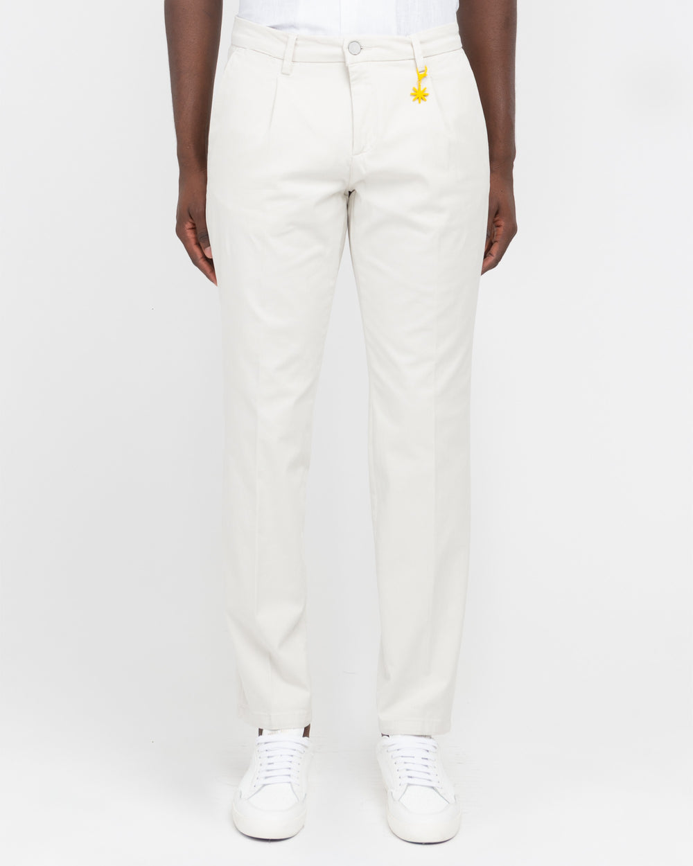 white stretch cotton twill pleated chino